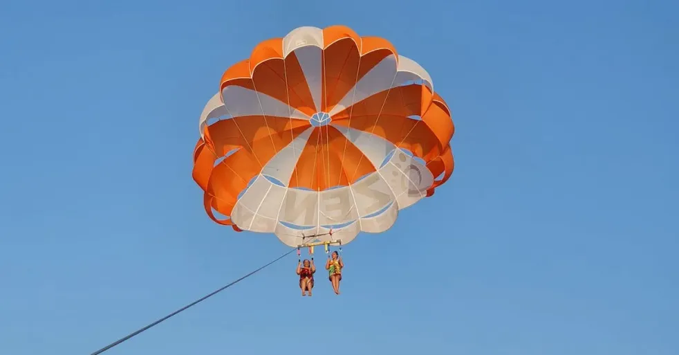Side by Side Comparison of Multi-Colored Parachutes